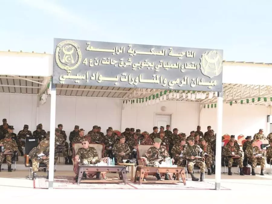 Le Général d’Armée Chanegriha supervise un exercice tactique avec munitions réelles à la 4e RM