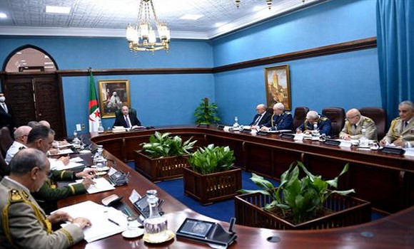 Le président de la République préside un Haut Conseil de Sécurité restreint
