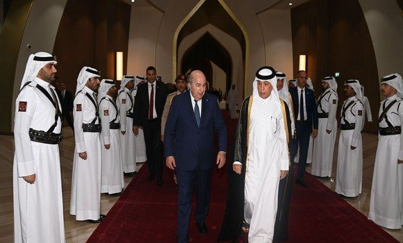 Le président de la République quitte le Qatar à destination de la Chine