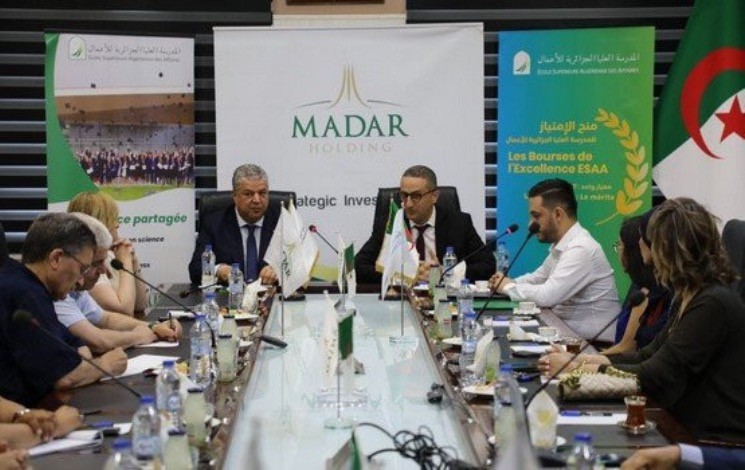 BOURSE D’ETUDES: Le groupe Madar et l’ESAA financent 10 bourses au profit des bacheliers