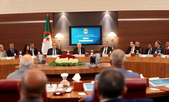 POLITIQUE: Le président de la République rencontre les chefs des partis politiques