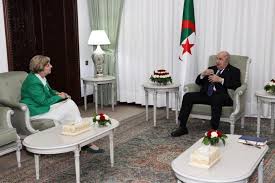 Le président de la République reçoit l’ambassadrice américaine en Algérie