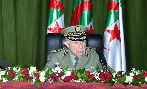 Le Général d’Armée Saïd Chanegriha présente ses condoléances à l’ancien chef du gouvernement Sid Ahmed Ghozali