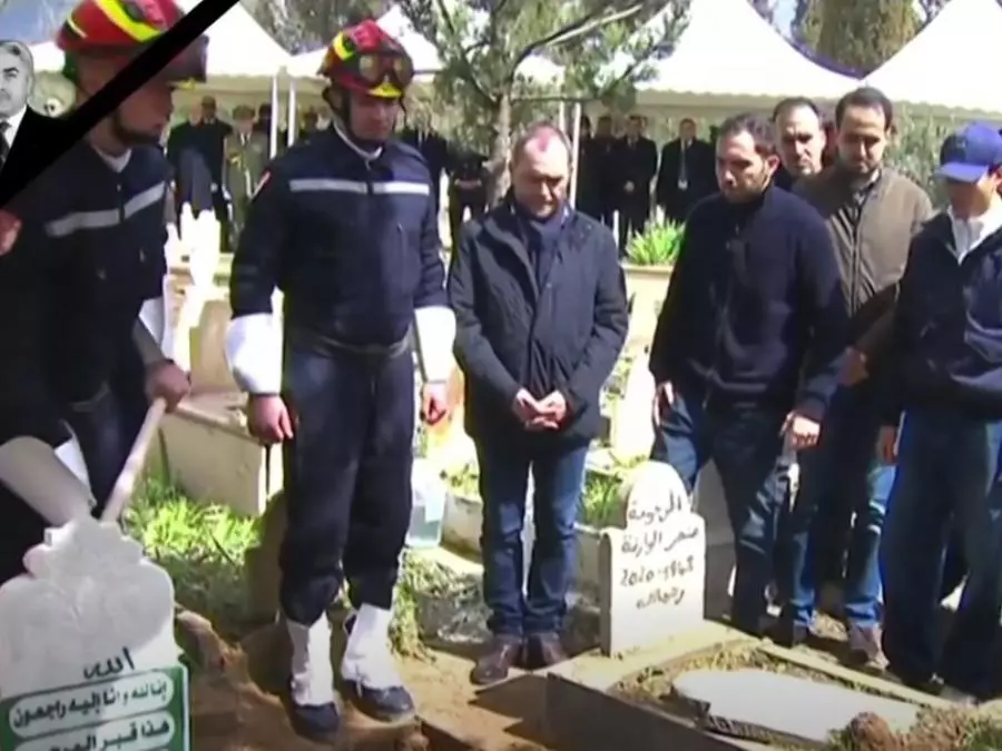 L’ancien président de la République Liamine Zeroual inhumée à Batna