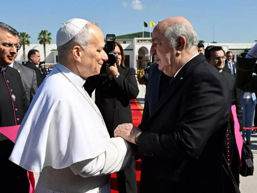Fin de visite du pape Léon XIV en Algérie : Le président de la République à la tête d’une cérémonie solennelle d’adieu