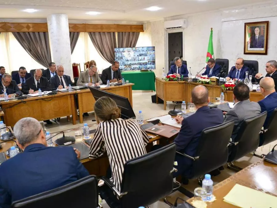 Foncier économique : Sifi Ghrieb réunit les walis