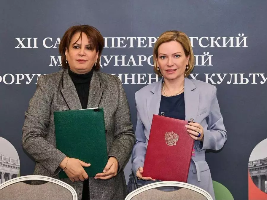 Algérie-Russie : Malika Bendouda signe un programme exécutif de coopération culturelle