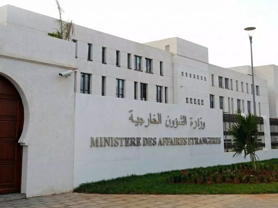 Diplomatie: L’Algérie rompe ses relations avec les Émirats