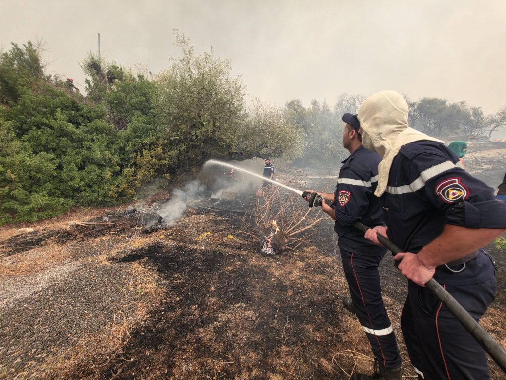 Extinction de sept incendies en 24 heures