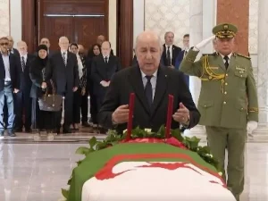 Le président de la République rend un dernier hommage au directeur de cabinet de la présidence de la République, le défunt Boualem Boualem